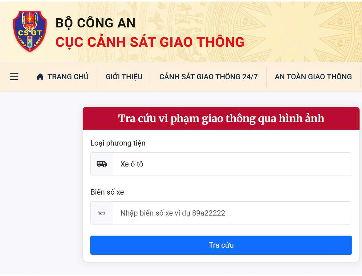 Website Cục Cảnh sát giao thông, dữ liệu cập nhật từ cơ quan chức năng nên có độ chính xác cao.