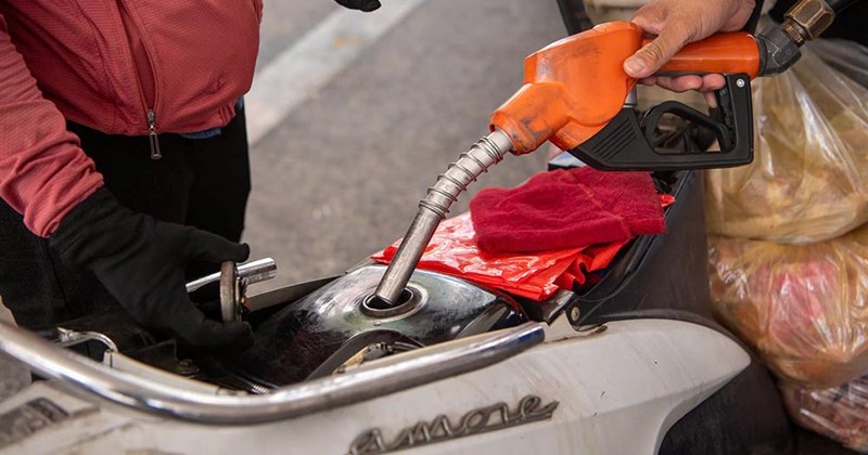 Xe đời cũ có dùng được xăng E10?