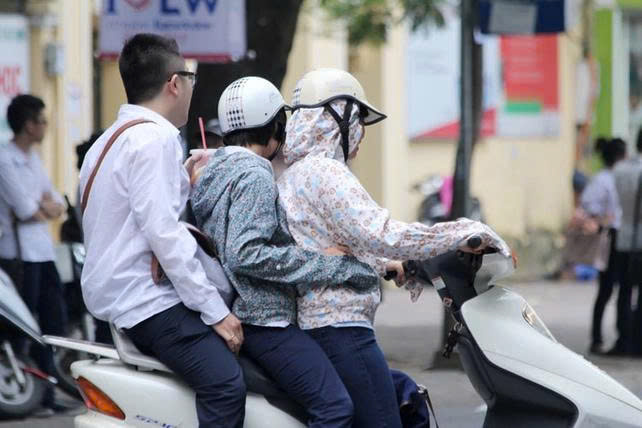 Nhiều lỗi đi xe máy giờ cao điểm dễ bị phạt nguội 3 z7844238526352 65dc8f93573003dbc6452f7a4af71c2c