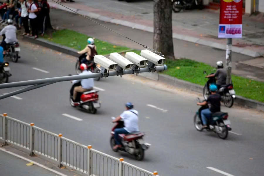 Gia Lai khôi phục hệ thống camera phạt nguội từ ngày 15/6, tăng cường giám sát giao thông 2 Camera giám sát giao thông sẽ được sử dụng để trích xuất dữ liệu, phục vụ công tác phạt nguội trên địa bàn tỉnh Gia Lai từ ngày 15/6.